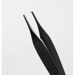 PINZA ADSON ESTRIADA CON DIENTE GC1748